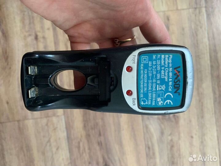 Зарядка для батареек