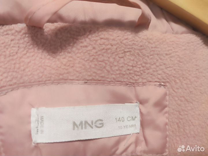Куртка на девочку 140