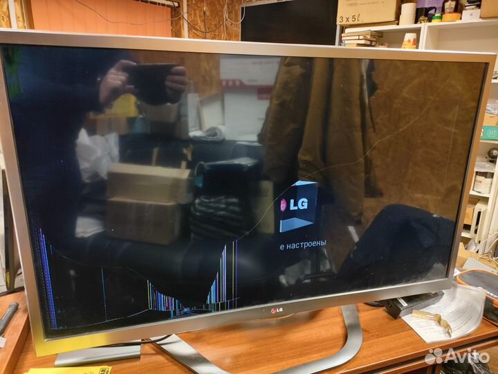 Телевизор LG 42LA645V битая матрица