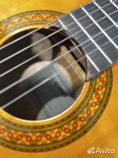 Акустическая гитара yamaha c40