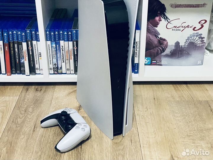 Sony PS5 + PS Plus Extra