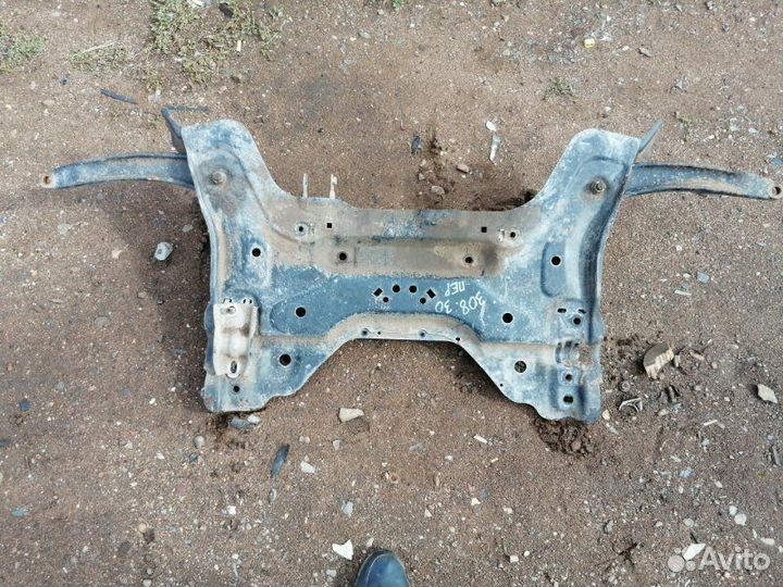 Подрамник Peugeot 308 4A/C EP6 2011