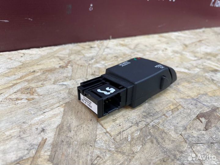 Джойстик управления магнитолой Renault Logan