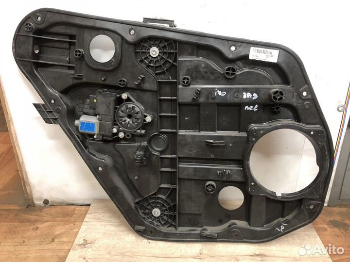 Задний левый Стеклоподъемник Hyundai i40