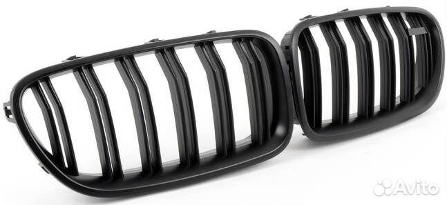 Решётка радиатора с местом под эмблему BMW F10