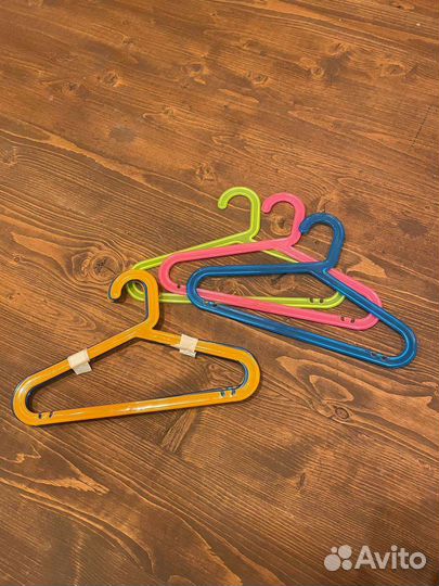 Вешалки плечики IKEA детские