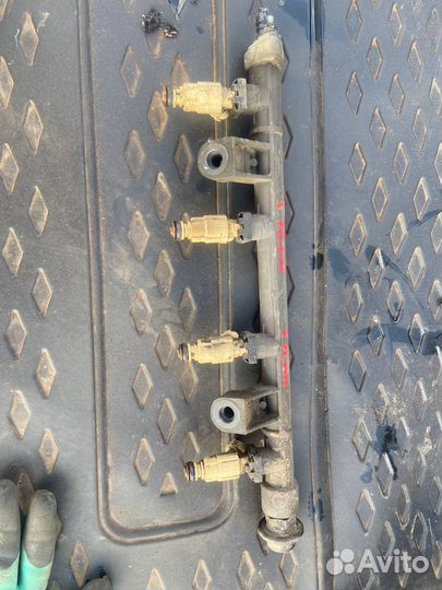 Форсунки,Рампа Hyundai Tucson 1 G4GC 2,0