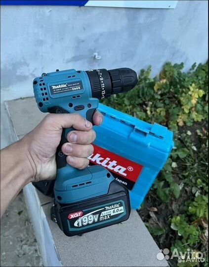 Шуруповерт Makita бесщеточный 80 Н.м