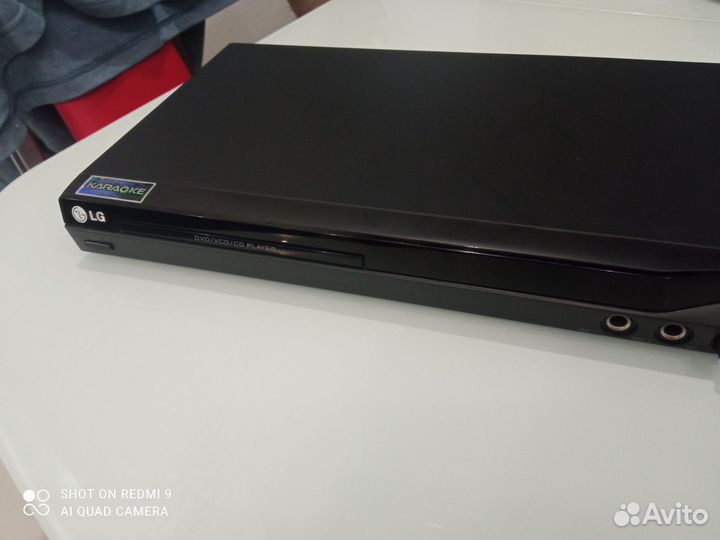 Dvd плеер lg DGK777
