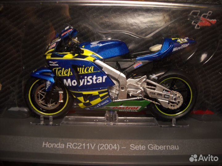 Модель мотоцикла motogp 1 18