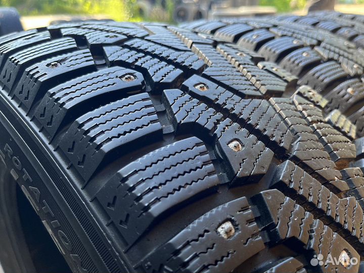 Pirelli Winter Ice Zero 215/65 R17 103T