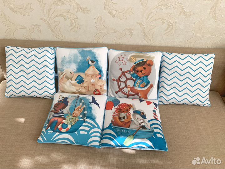Новые бортики для детской кровати и пододеяльник