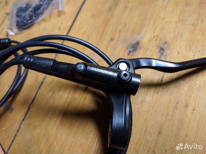 Тормоза Shimano MT200 пер+зад новые