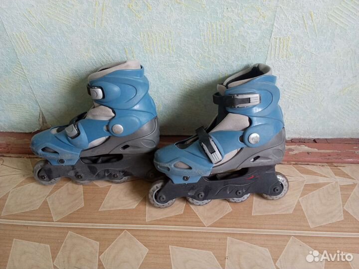 Роликовые коньки