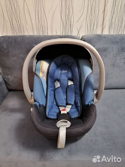 Продаётся детское автокресло Cybex