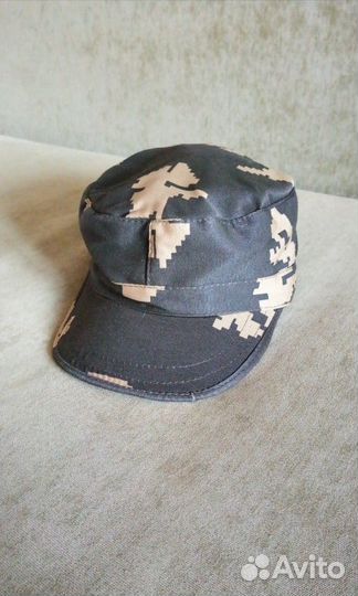 Кепка, шапка на 8-10 лет новые
