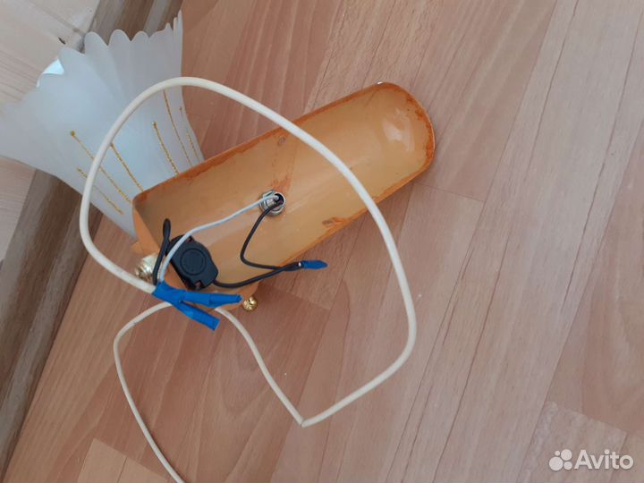 Светильник настенный