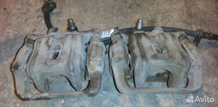 Суппорт задний левый Honda Accord