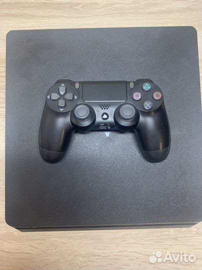 Sony PS4 + 3 игры