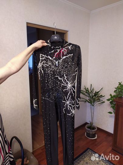 Костюм для художественной гимнастики 140