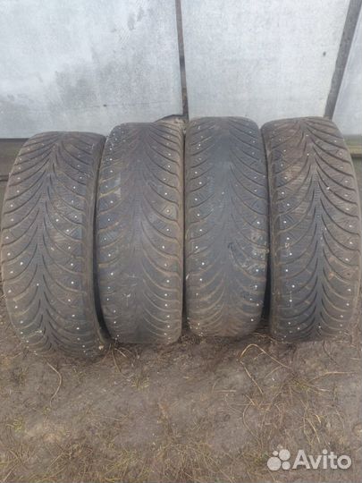 Sava Eskimo Stud 195/60 R15 88