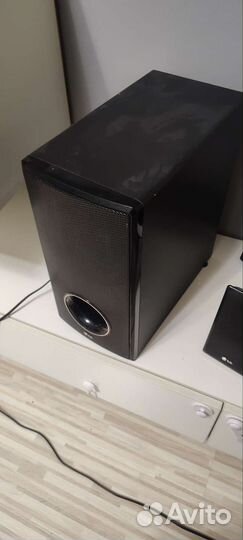 Домашний кинотеатр LG HLT-55W саундбар