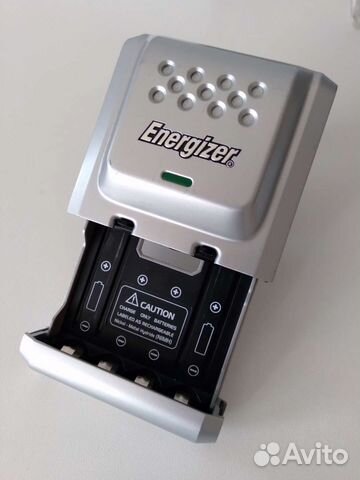 Зарядник Energizer