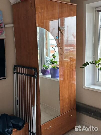 Спальный гарнитур