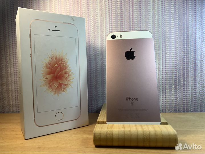 iPhone SE, 32 ГБ