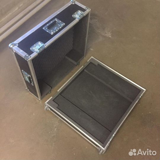 Кейс под Аllеn&Неаth QU-24 из пластика с колёсами