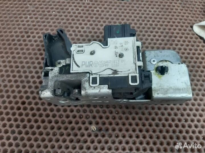 Замок двери передний левый Ford Transit 2.2 (155