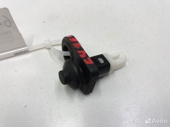 Выключатель замка двери Hyundai Equus седан 3.8