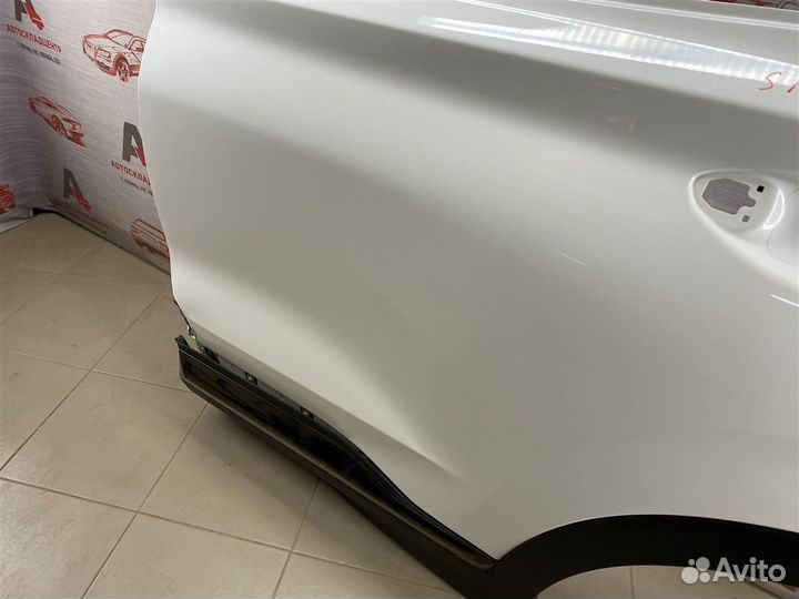 Дверь задняя левая Hyundai Santa-Fe с 2018 года