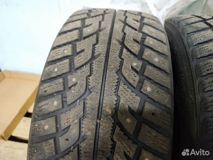 Kumho I'Zen RV Stud KC16 225/55 R18 102
