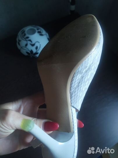 Туфли женские с открытой пяткой 39 размер