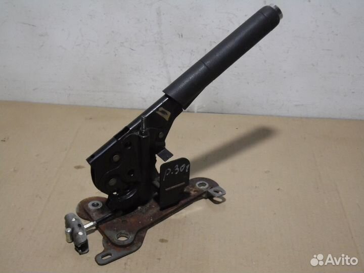 Ручка ручника Пежо 301