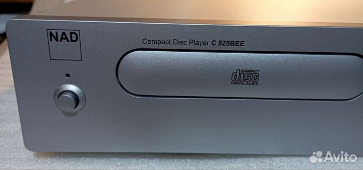 CD плеер NAD C 525BEE неисправный
