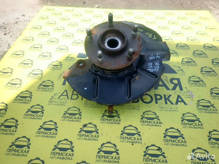 Кулак поворотный передний правый Kia Cerato 09-13