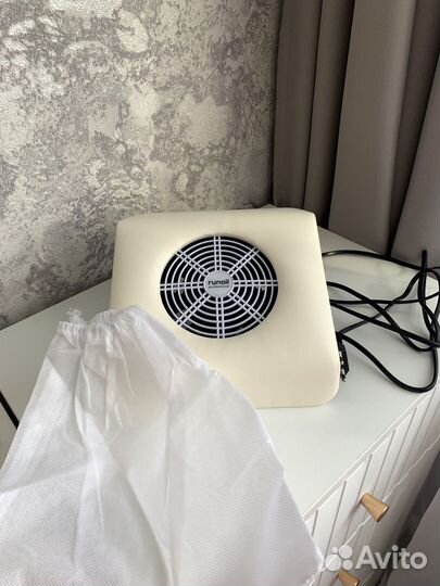 Пылесос-мини настольный runail