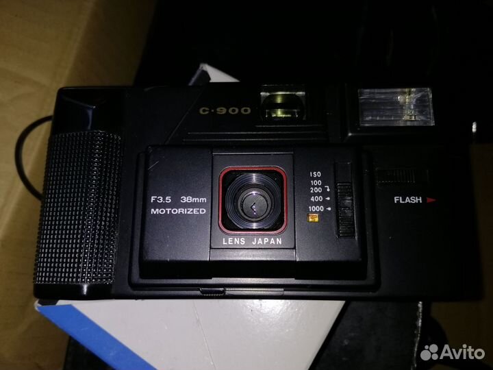 Плёночный фотоаппарат. titan