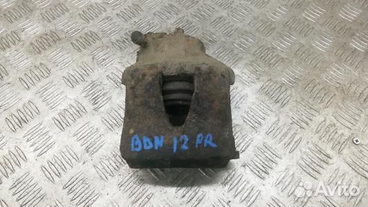 Суппорт тормозной передний правый skoda octavia A5