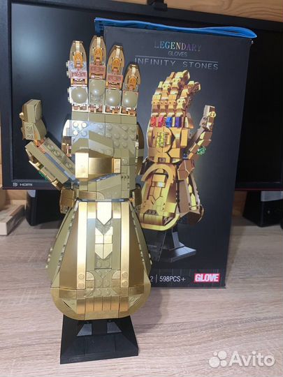 Перчатка бесконечности Таноса