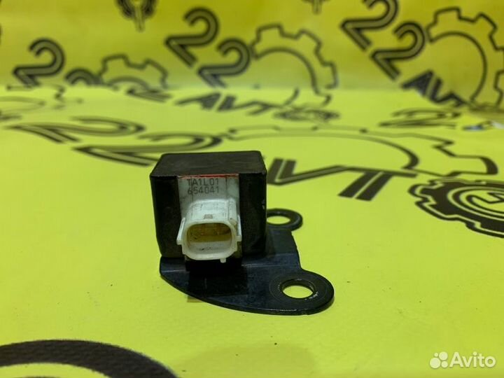 Датчик Airbag передний левый Toyota Vista ZZV50