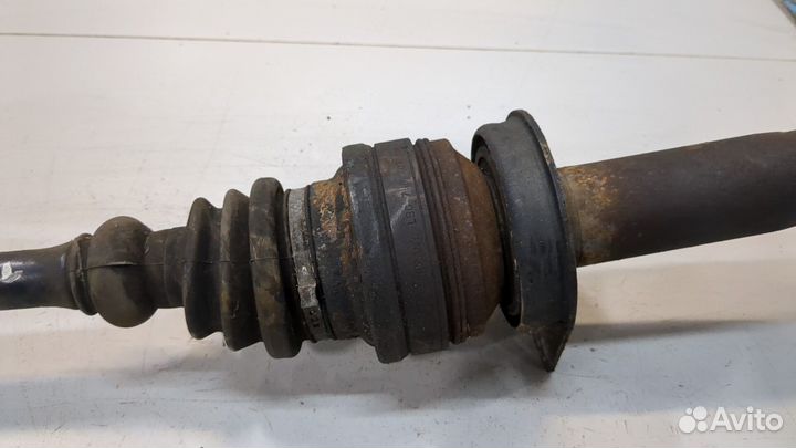 Полуось правая передняя Volkswagen Transporter 5
