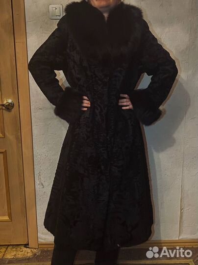 Шуба из каракульчи