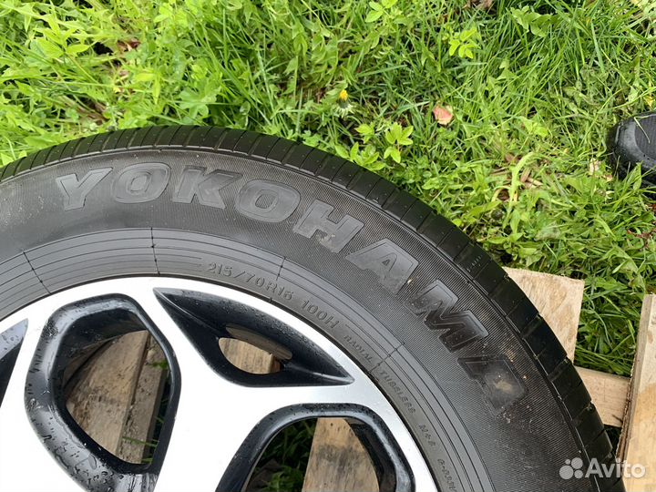 Колёса с шинами Yokohama Geolandar 215/70 R16