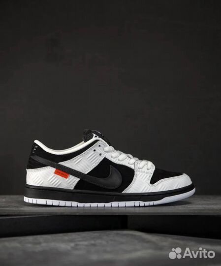 Кроссовки tightbooth X nike SB dunk LOW