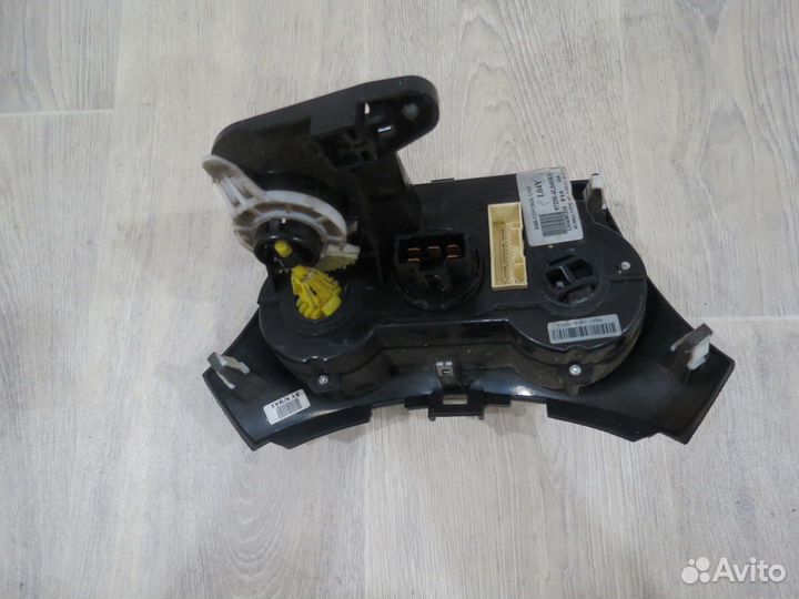 Блок управления отопителем Hyundai Solaris