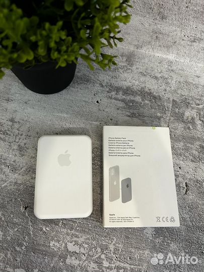 Павербанк беспроводное зарядное apple MagSafe