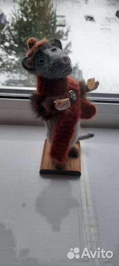 Крыса с сыром